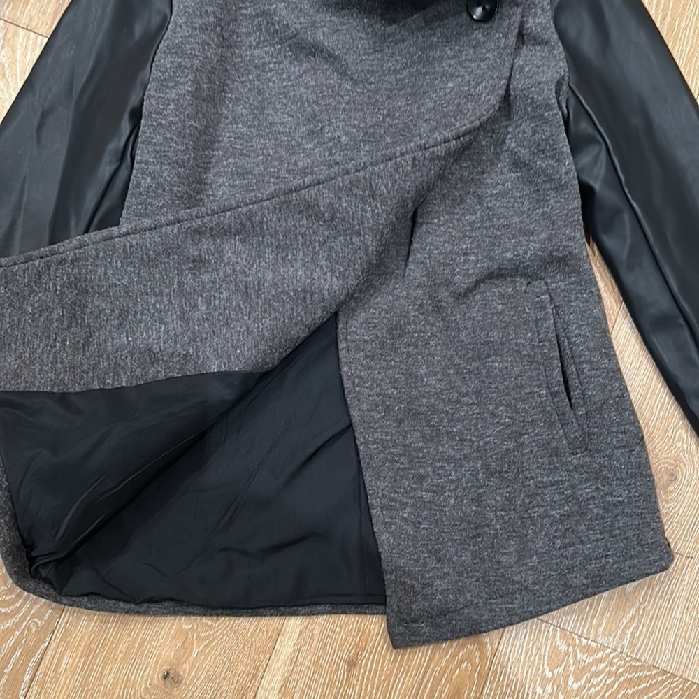 Fabletics Milano Jacket - Picture 8 of 12